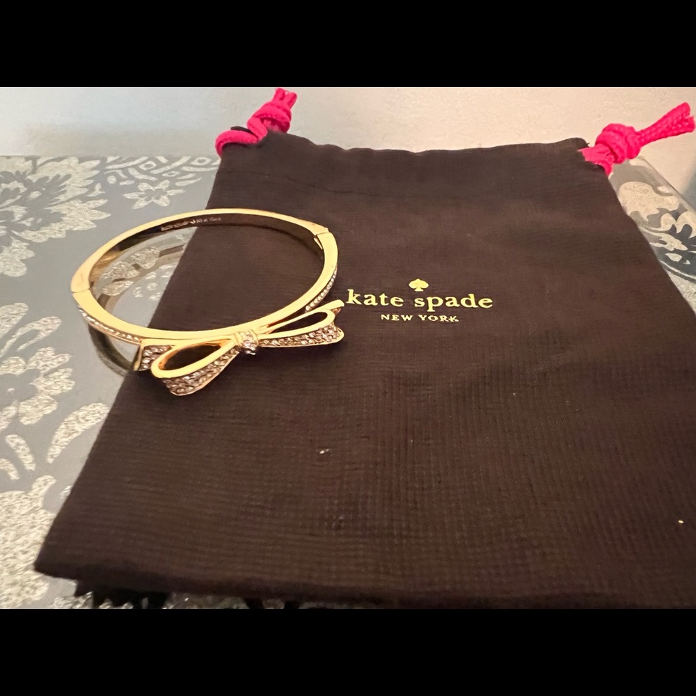 Kate spade bow bracelet bangle